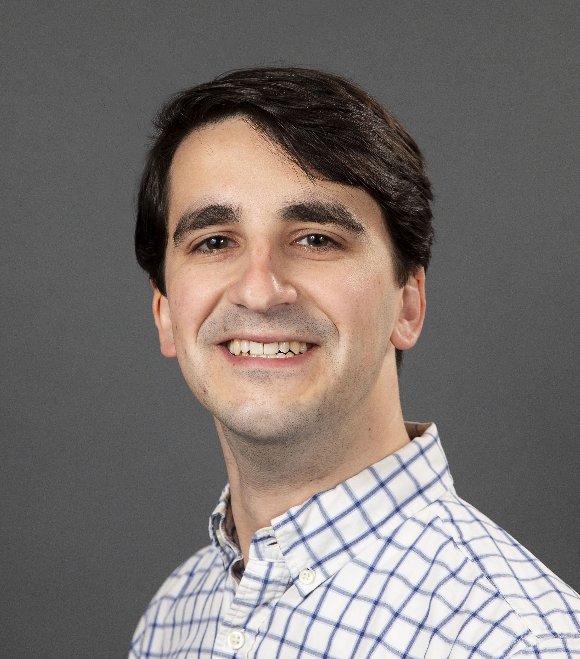 thumbnail_LKS_Headshot_Crop.jpg